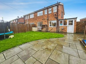 Photo 15- click for photo gallery